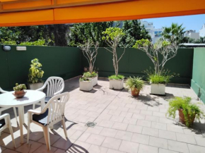 LONCOMAY : Bright and Charming Studio, with its own terrace.